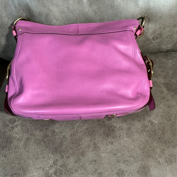 Coach shoulder bag - Picture 3 of 9